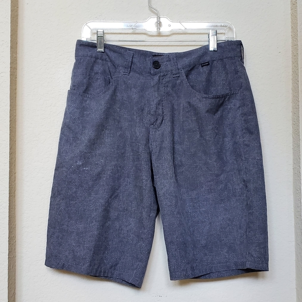Travis Mathew Gray Athletic Shorts Lightweight   Size 32